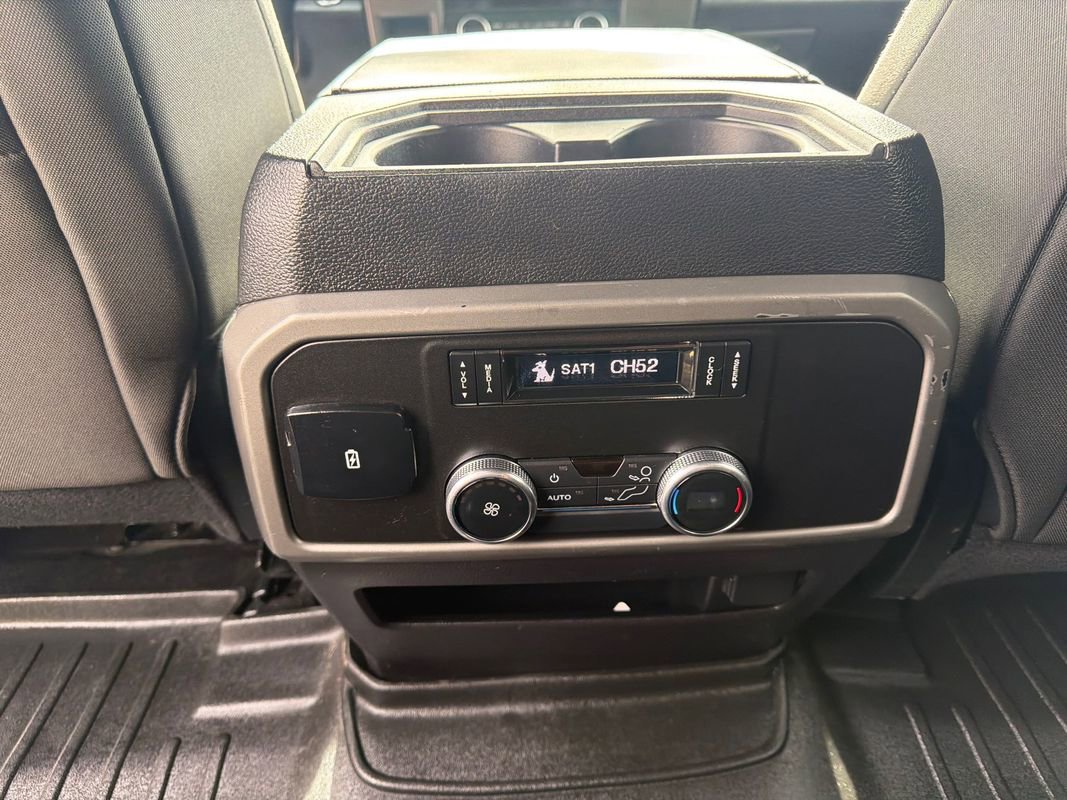 Used 2019 Ford Expedition Max XLT image 12