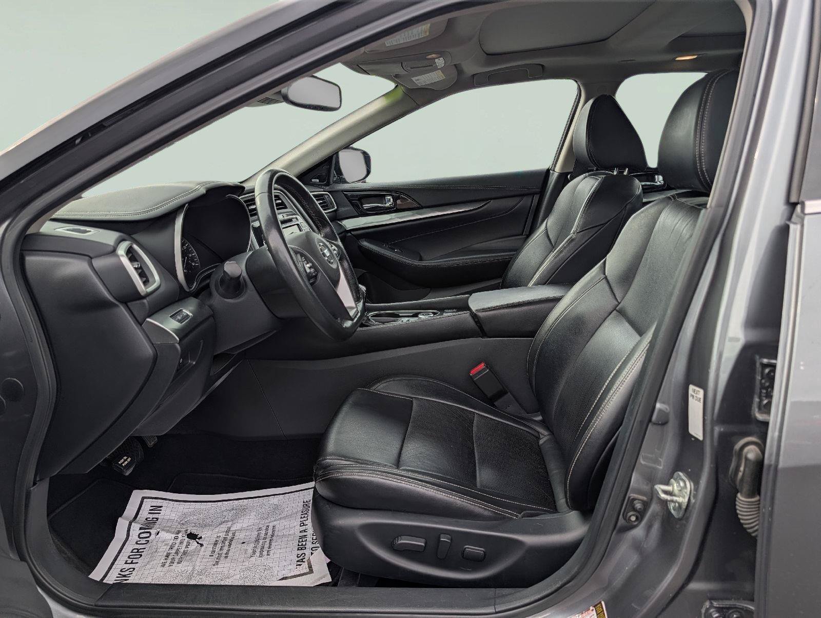 Used 2020 Nissan Maxima 3.5 SL w/ Floor Mat Group FWD image 11