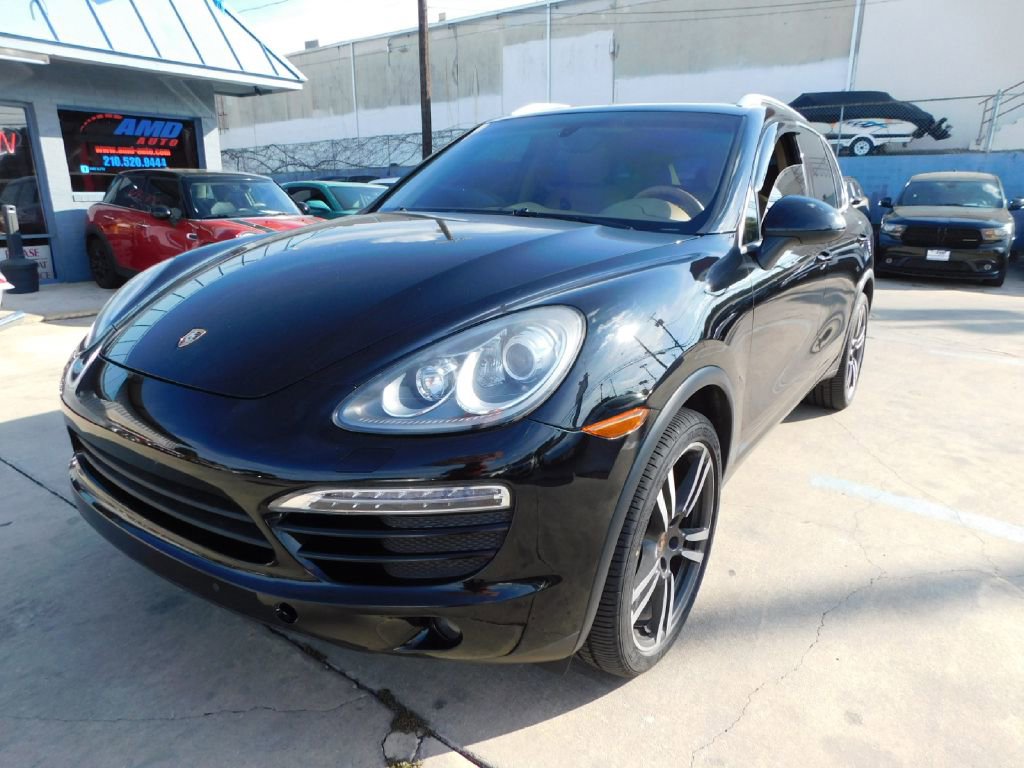 Used 2014 Porsche Cayenne AWD/4WD image 3
