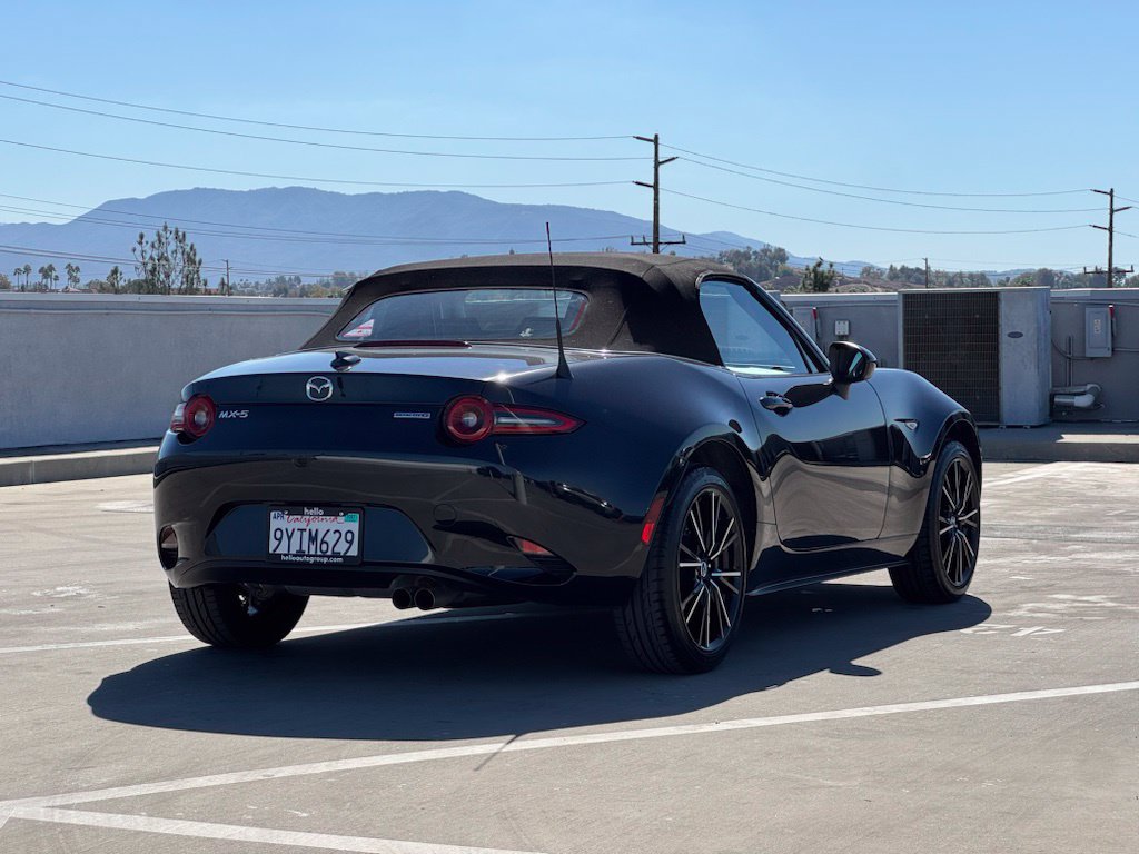 Certified 2025 MAZDA MX-5 Miata Grand Touring RWD image 31