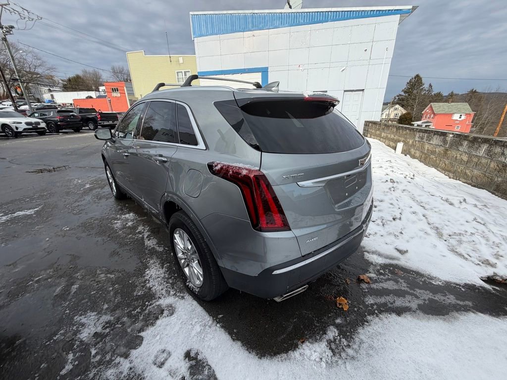 Used 2023 Cadillac XT5 Luxury image 3