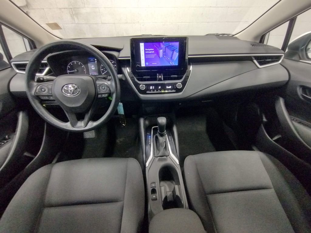Used 2023 Toyota Corolla LE image 33