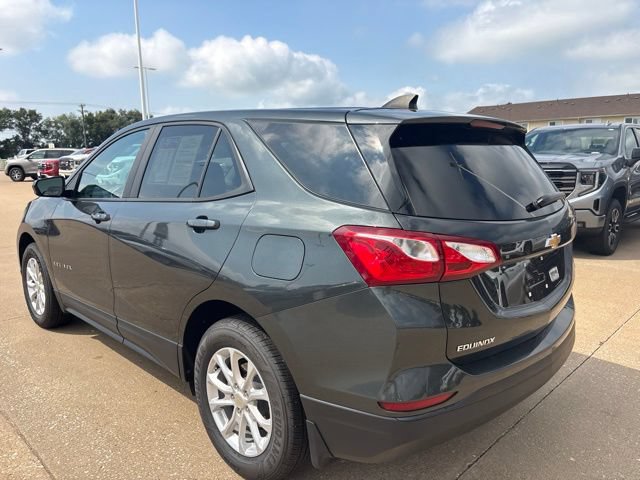 Used 2020 Chevrolet Equinox LS w/ LS Convenience Package AWD/4WD image 5
