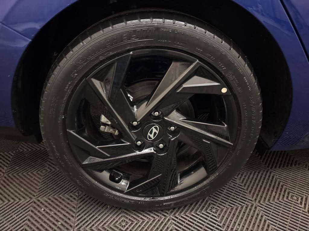 New 2026 Hyundai Elantra Sport FWD image 19