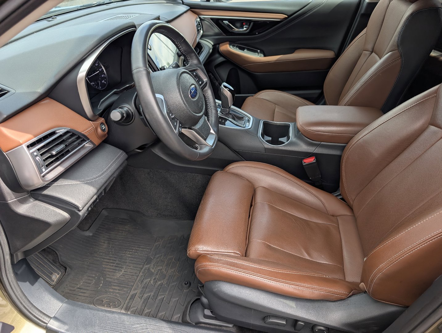 Used 2021 Subaru Outback Touring AWD/4WD image 10