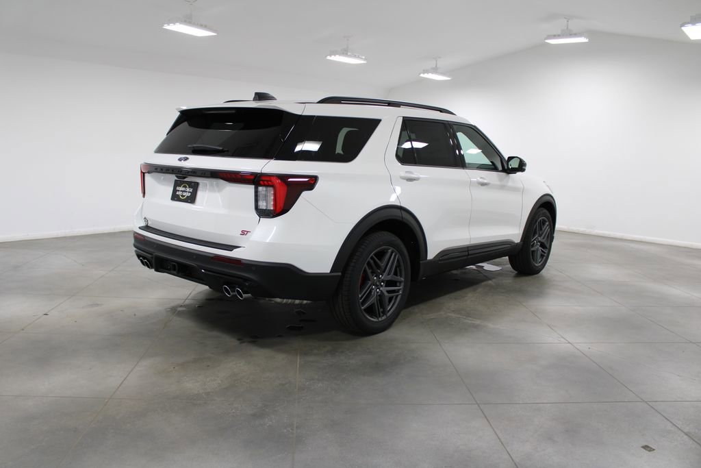 New 2026 Ford Explorer ST w/ Sun And Sound Package image 8