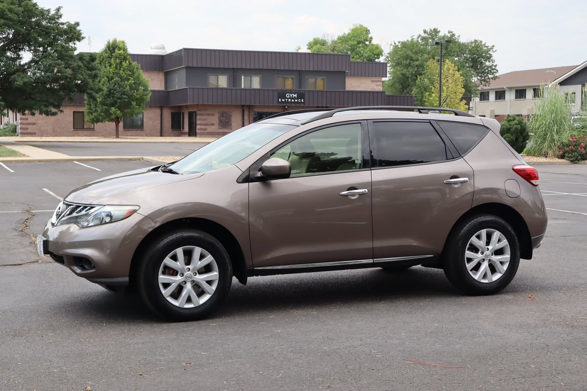 Used 2012 Nissan Murano SV AWD/4WD image 10