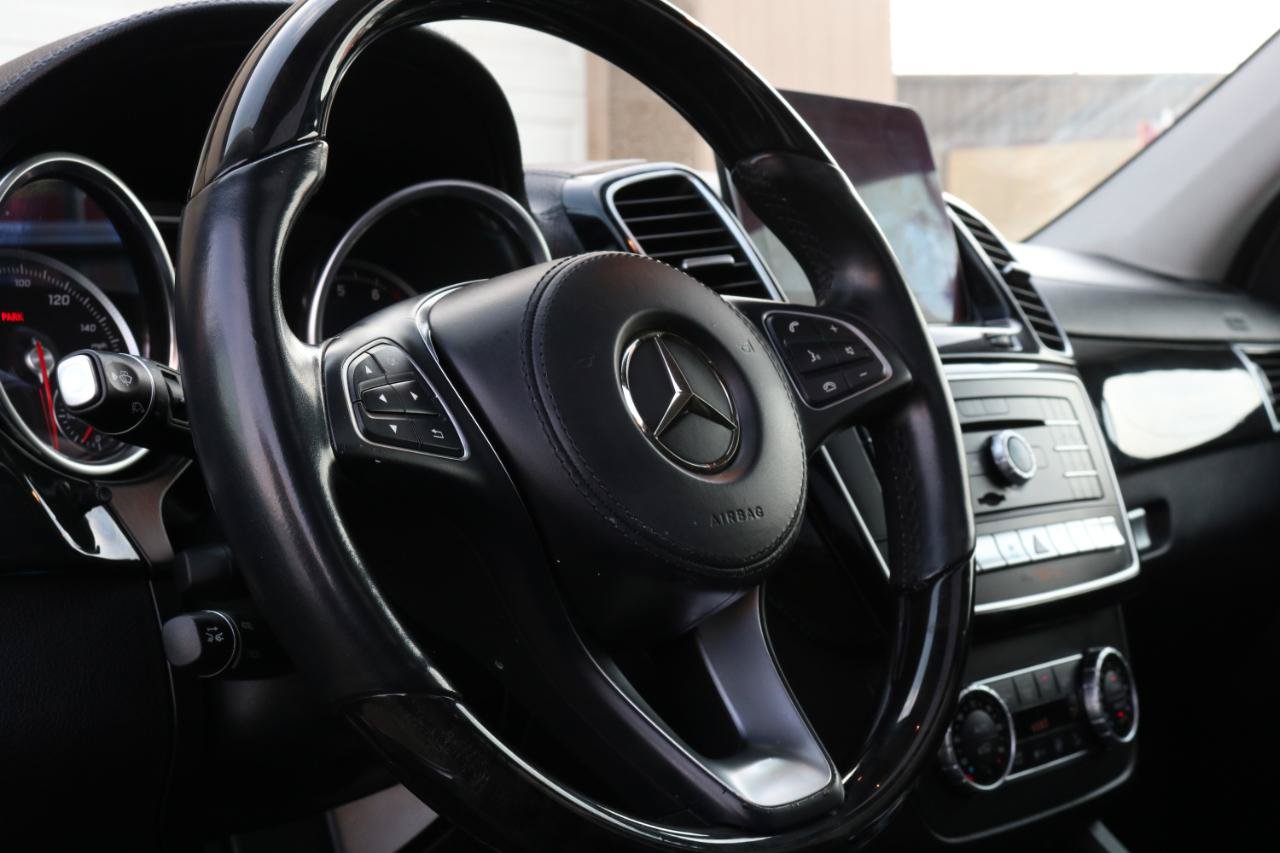 Used 2018 Mercedes-Benz GLS 550 4MATIC image 28
