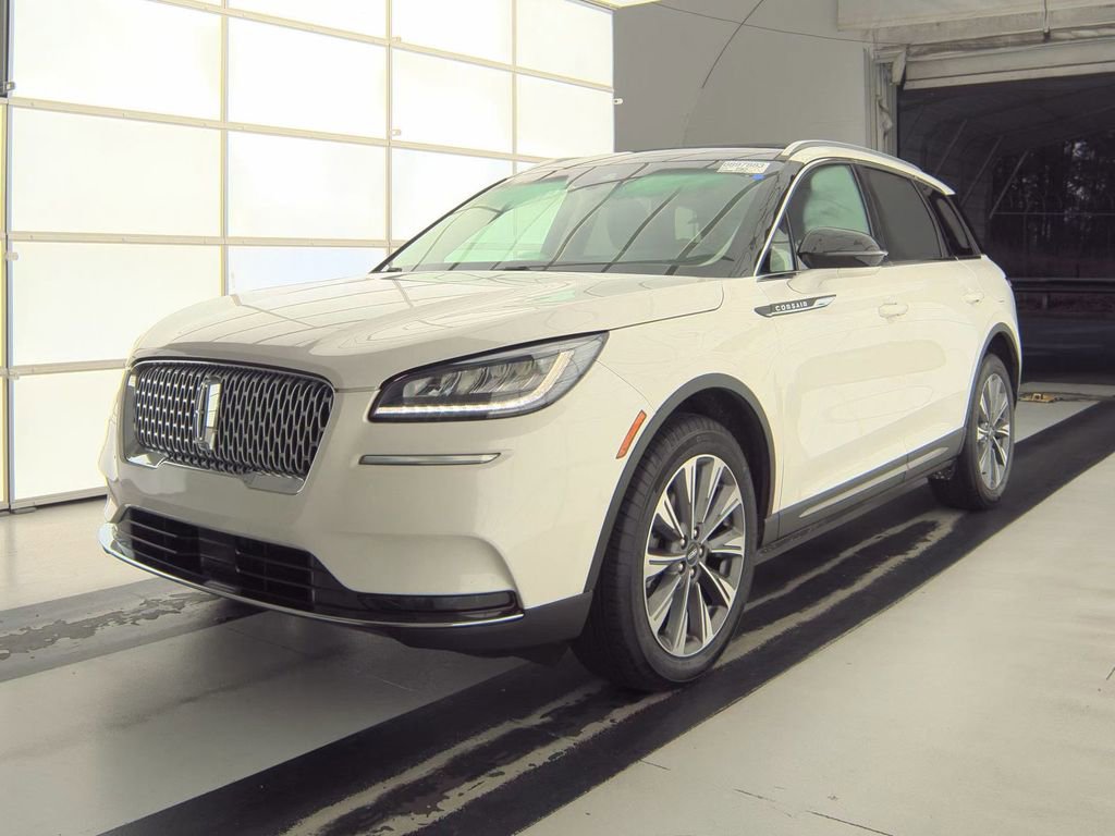 Used 2021 Lincoln Corsair Reserve w/ Elements Package image 4