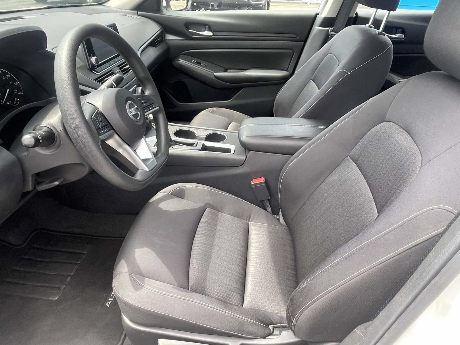 Used 2022 Nissan Altima 2.5 S FWD image 12