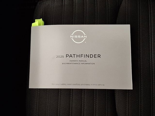 Used 2025 Nissan Pathfinder Rock Creek image 27