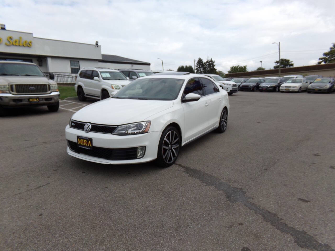 Used 2013 Volkswagen Jetta GLI Autobahn image 2