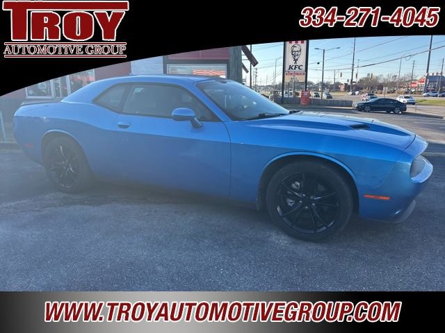 Used 2016 Dodge Challenger SXT Plus image 7