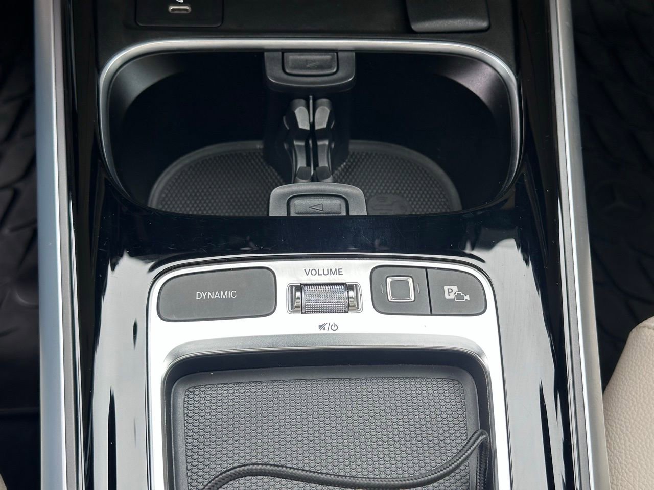 Used 2025 Mercedes-Benz EQB 250+ image 33