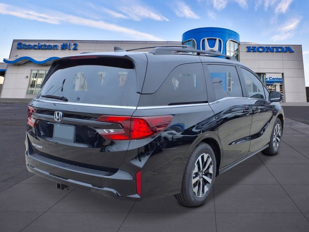 New 2026 Honda Odyssey EX-L image 4