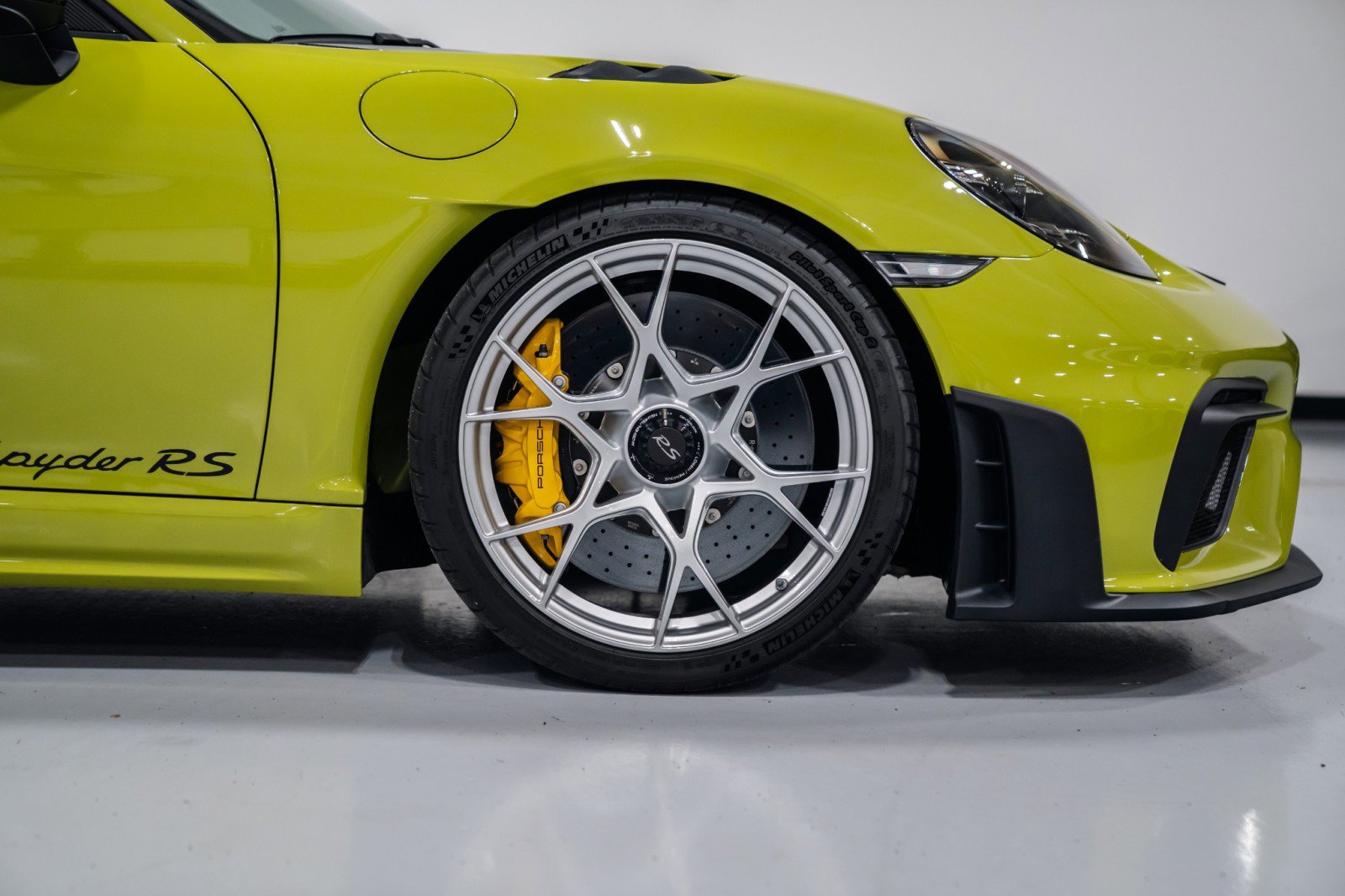 Used 2025 Porsche 718 Boxster Spyder RS image 42