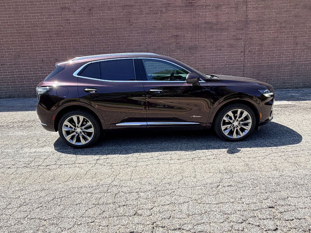 Used 2021 Buick Envision Avenir AWD/4WD image 21