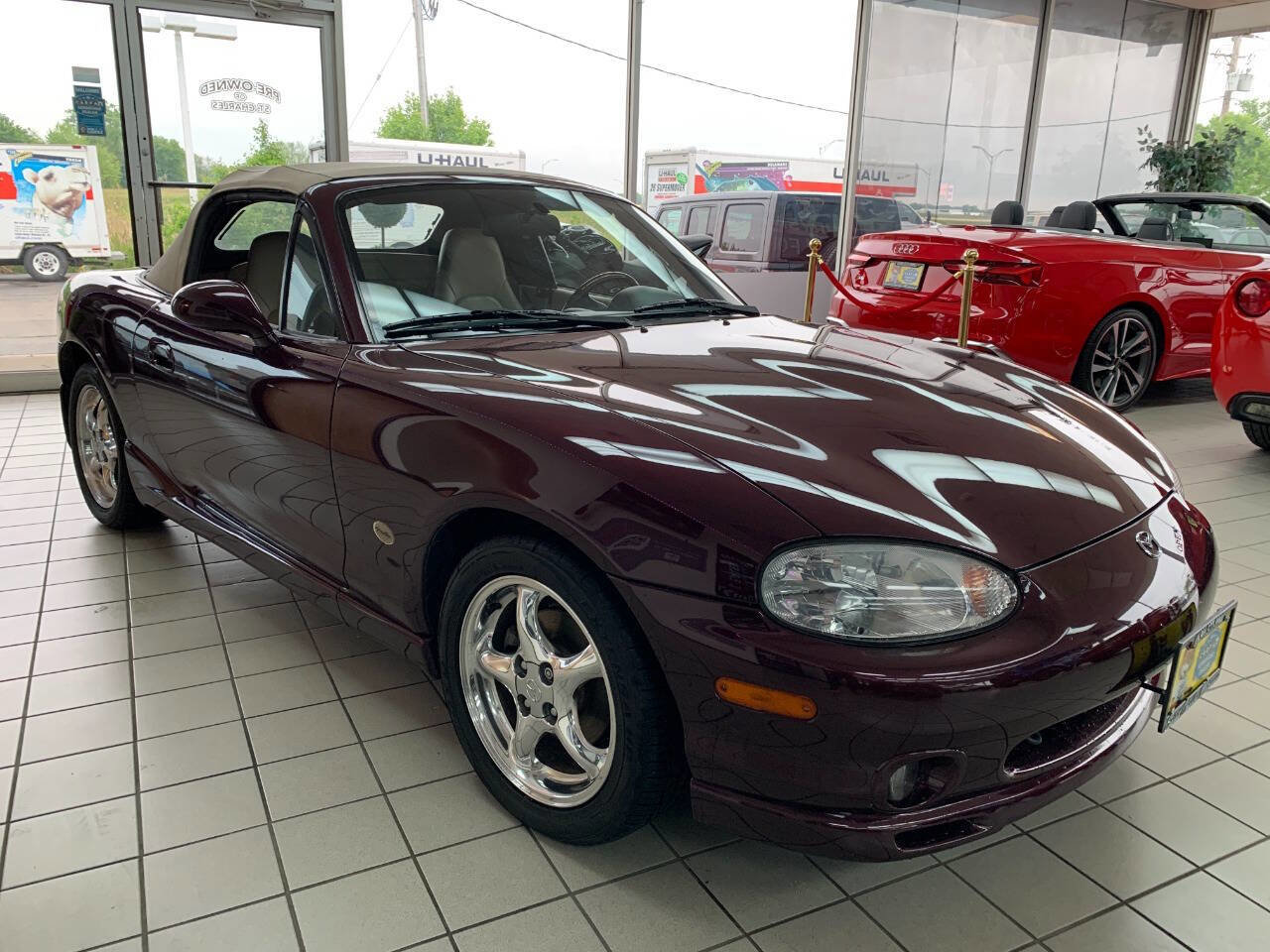 Used 2000 MAZDA MX-5 Miata image 4