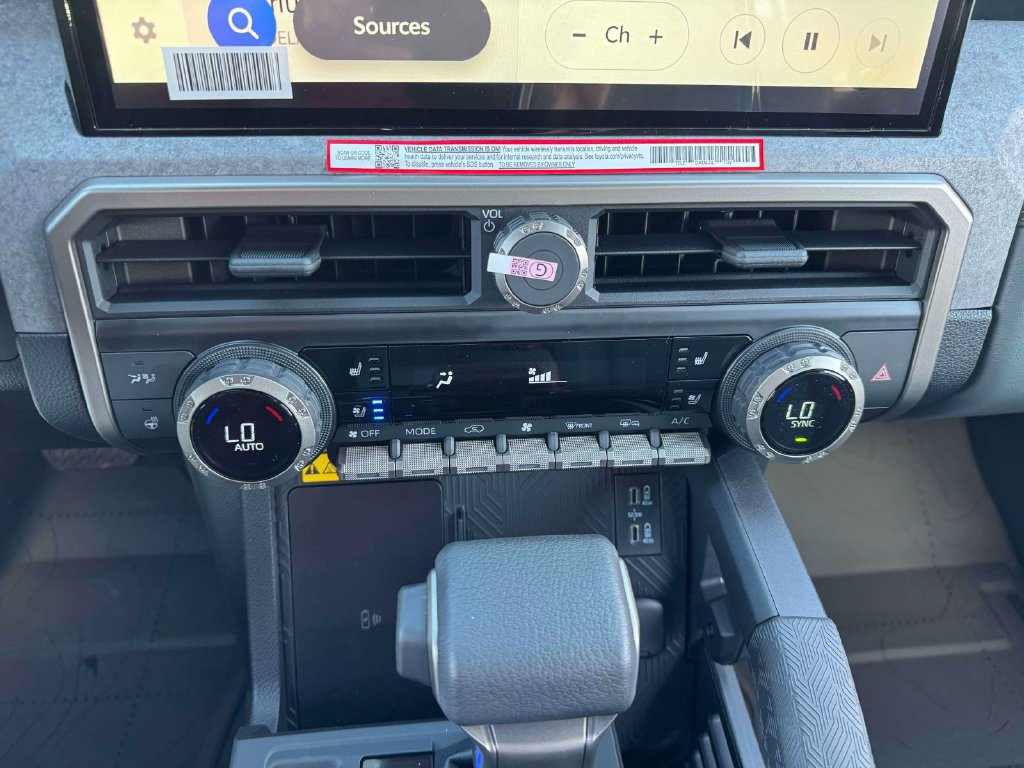 Certified 2026 Toyota 4Runner Trailhunter AWD/4WD image 30