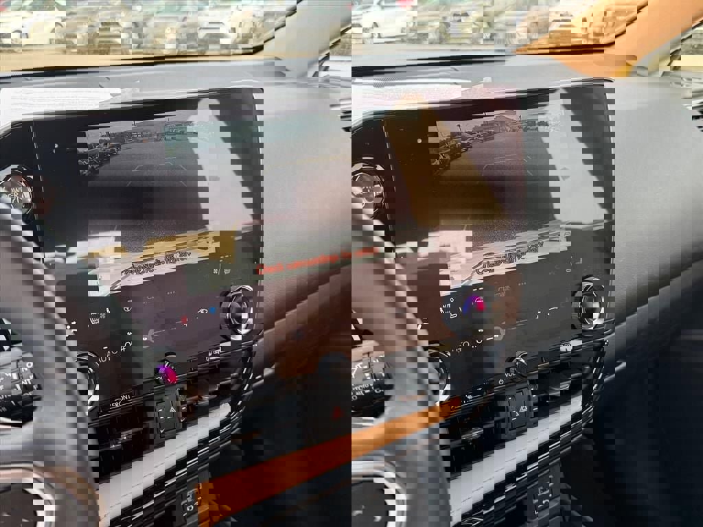 Used 2023 Lexus NX 350h AWD image 25