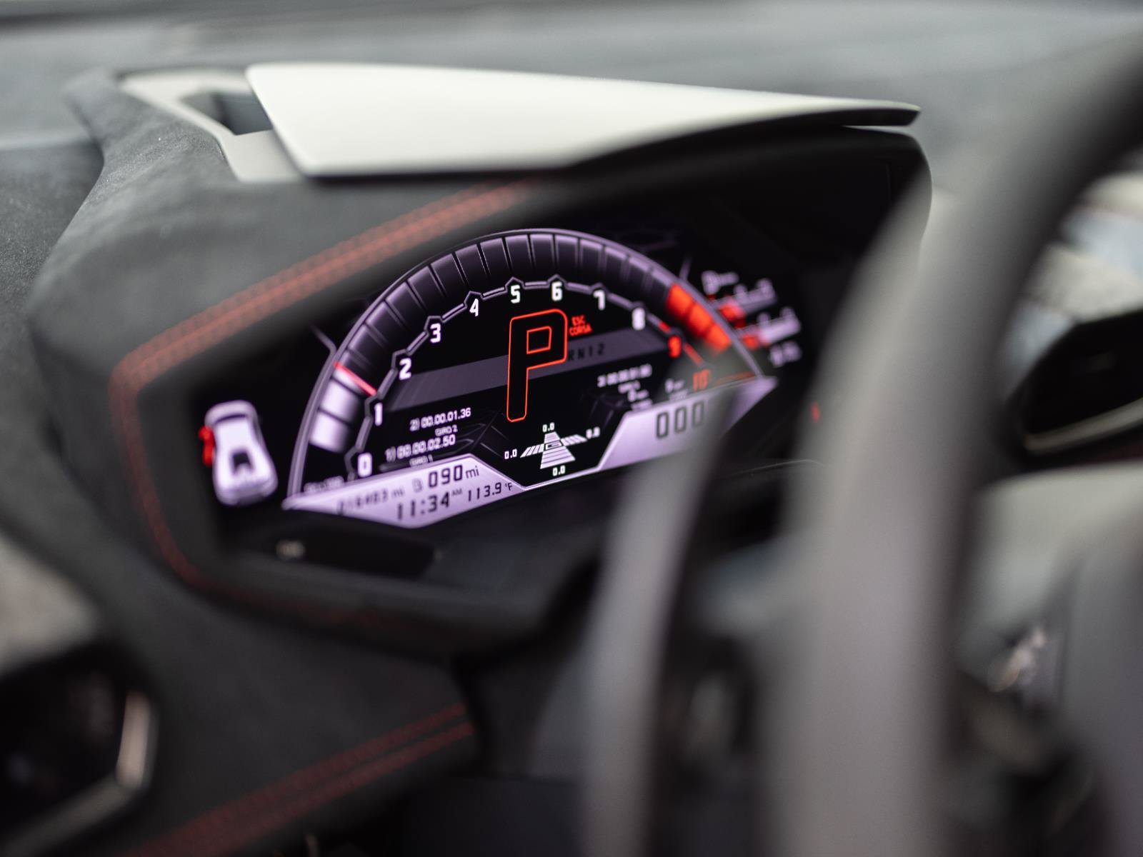 Used 2018 Lamborghini Huracan AWD/4WD image 57