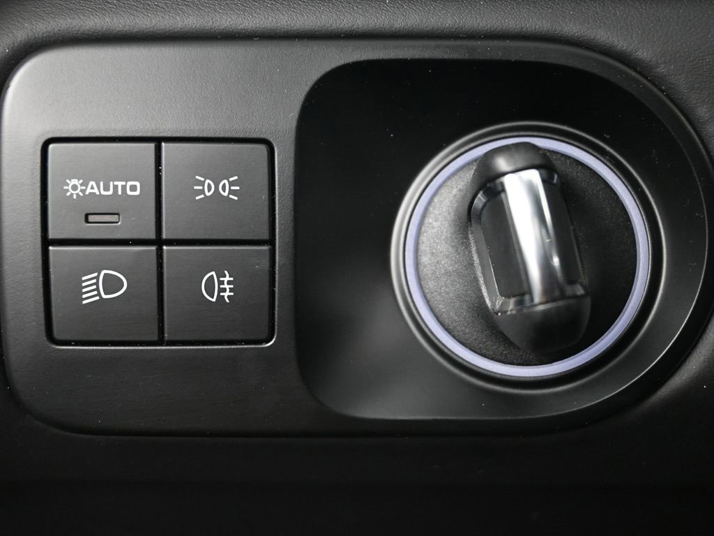 Certified 2023 Porsche Cayenne GTS image 24