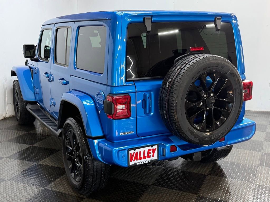 Used 2022 Jeep Wrangler Unlimited Sahara image 6