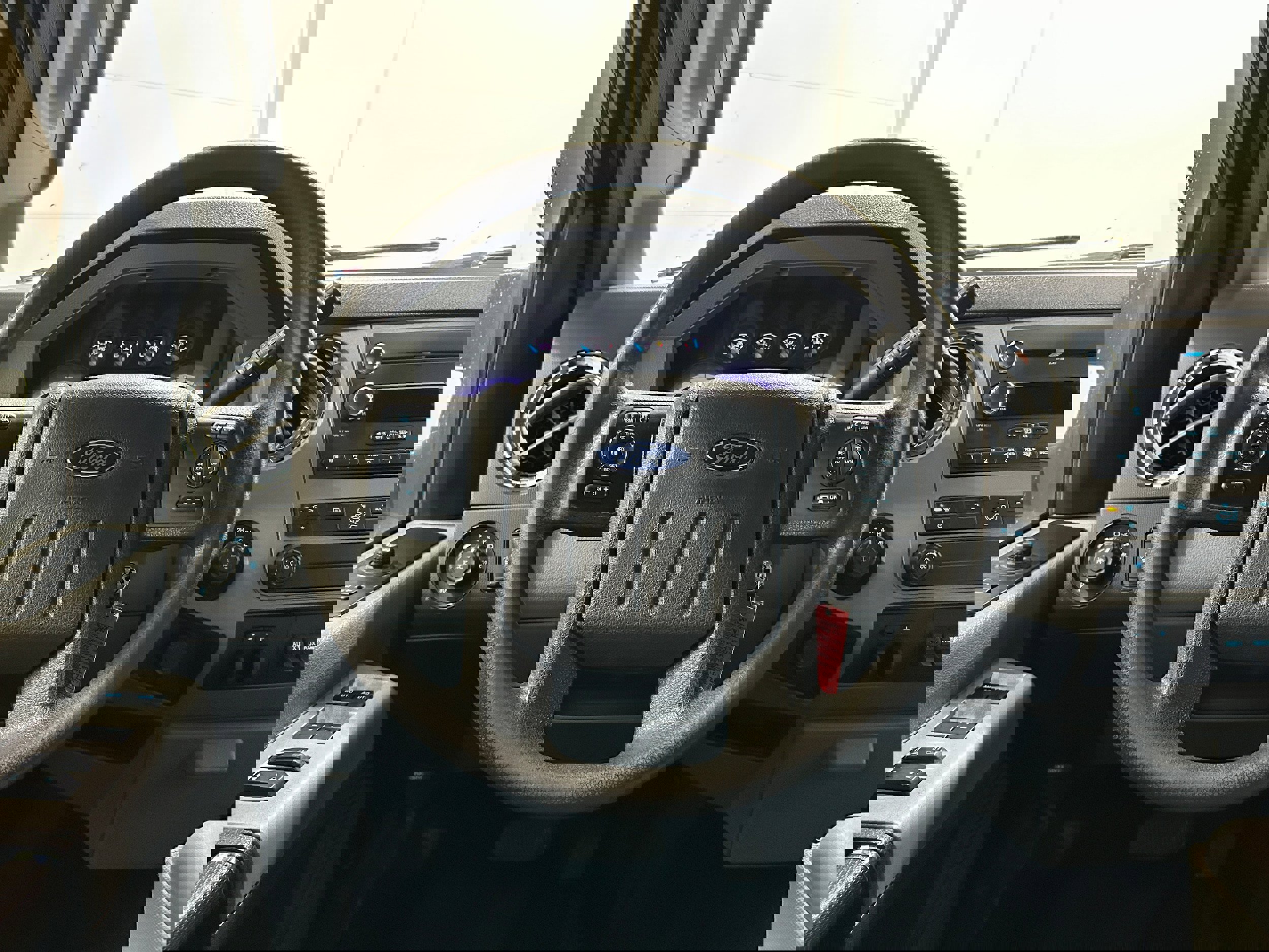 Used 2014 Ford F250 XLT w/ XLT Value Package image 9