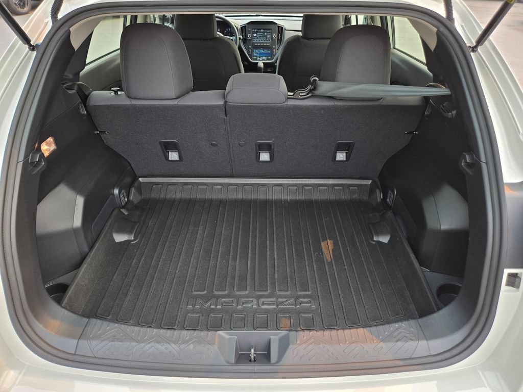 Used 2025 Subaru Impreza 2.0i AWD/4WD image 13
