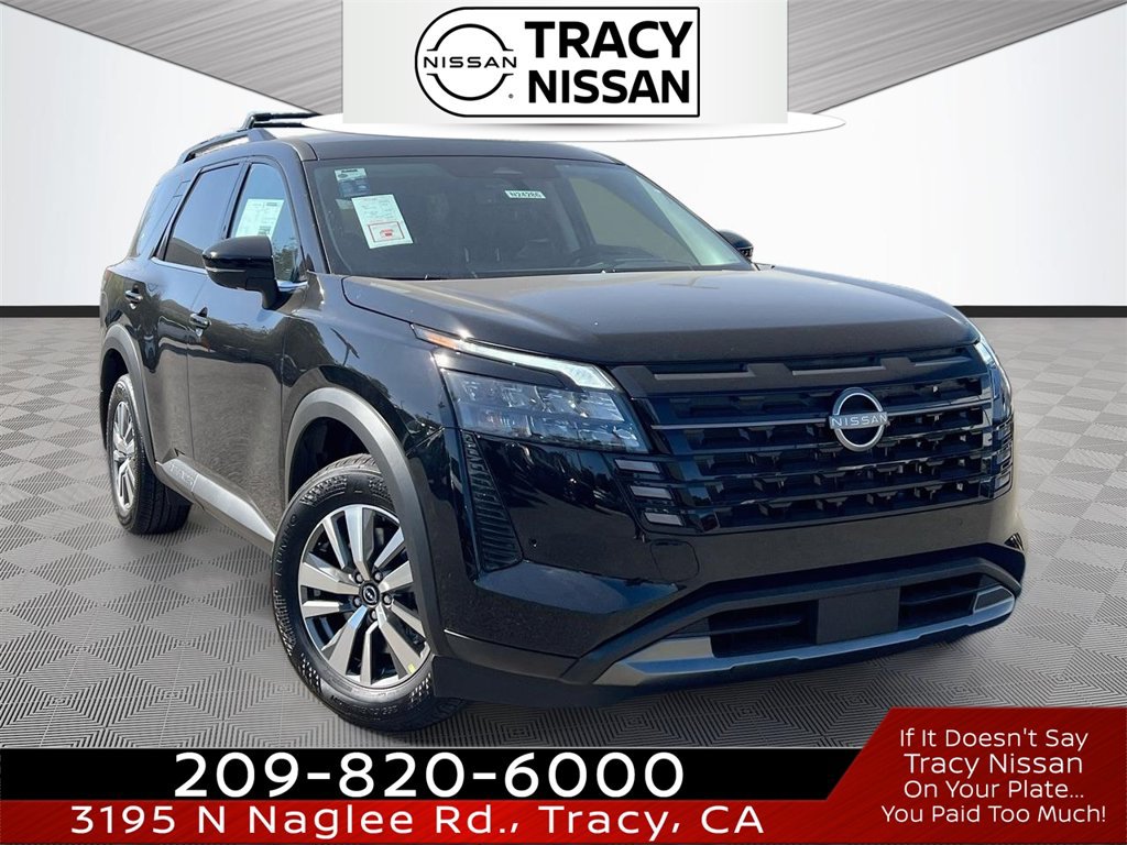 New 2026 Nissan Pathfinder SL