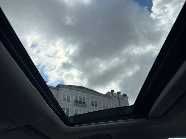 Used 2023 Honda Accord EX image 12