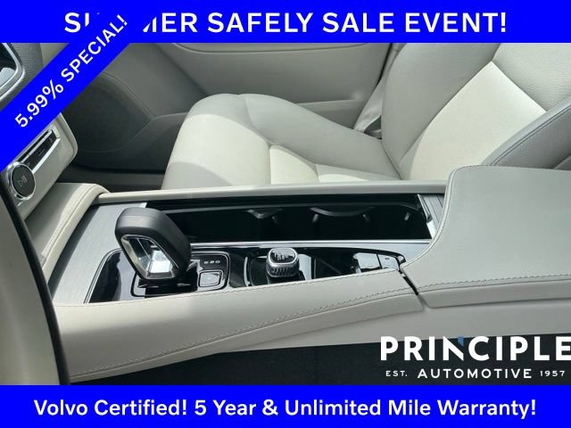 Certified 2024 Volvo XC90 B5 Core w/ Protection Package Premier AWD/4WD image 19