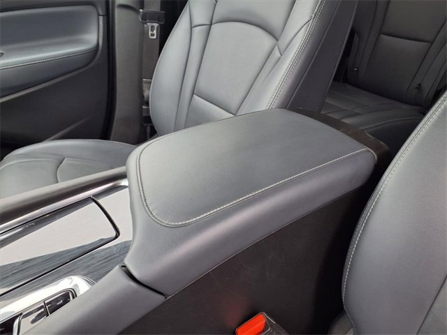 Used 2024 Buick Enclave Premium image 47