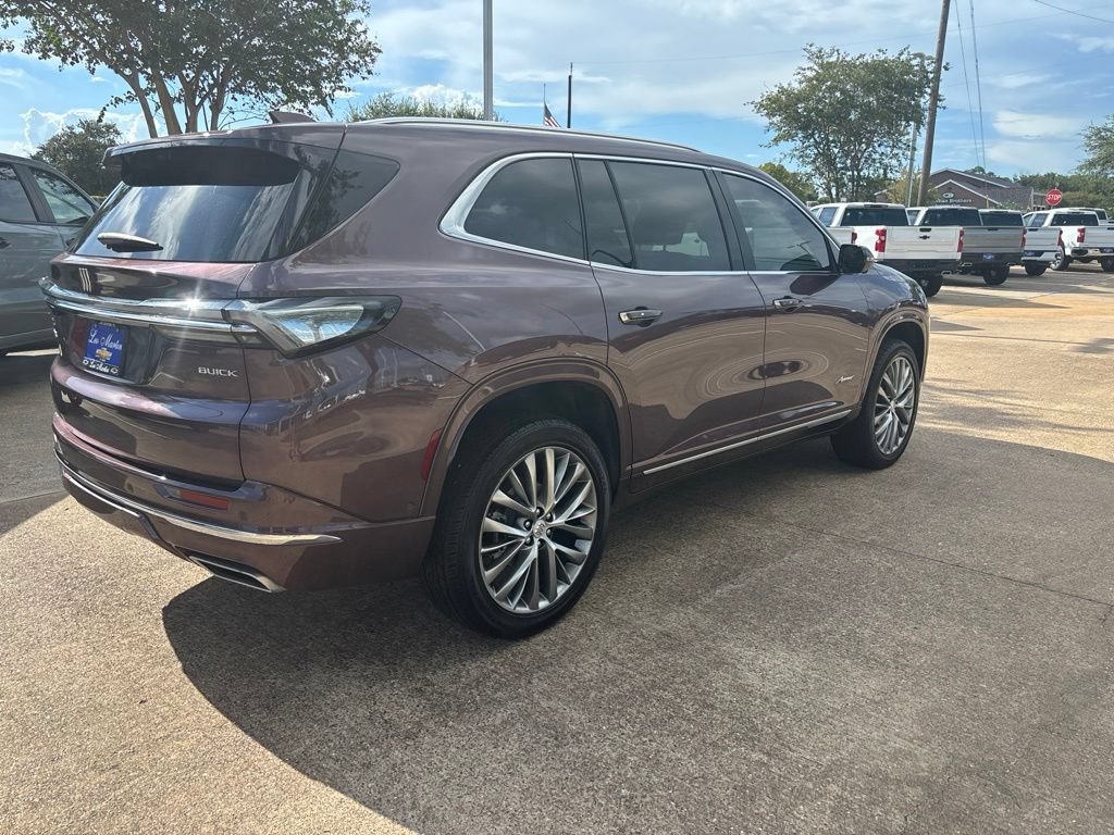 Used 2026 Buick Enclave Avenir w/ Super Cruise Package FWD image 5