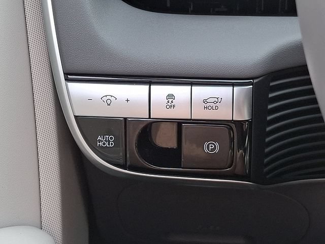 Used 2024 Hyundai Ioniq 5 Limited AWD/4WD image 25