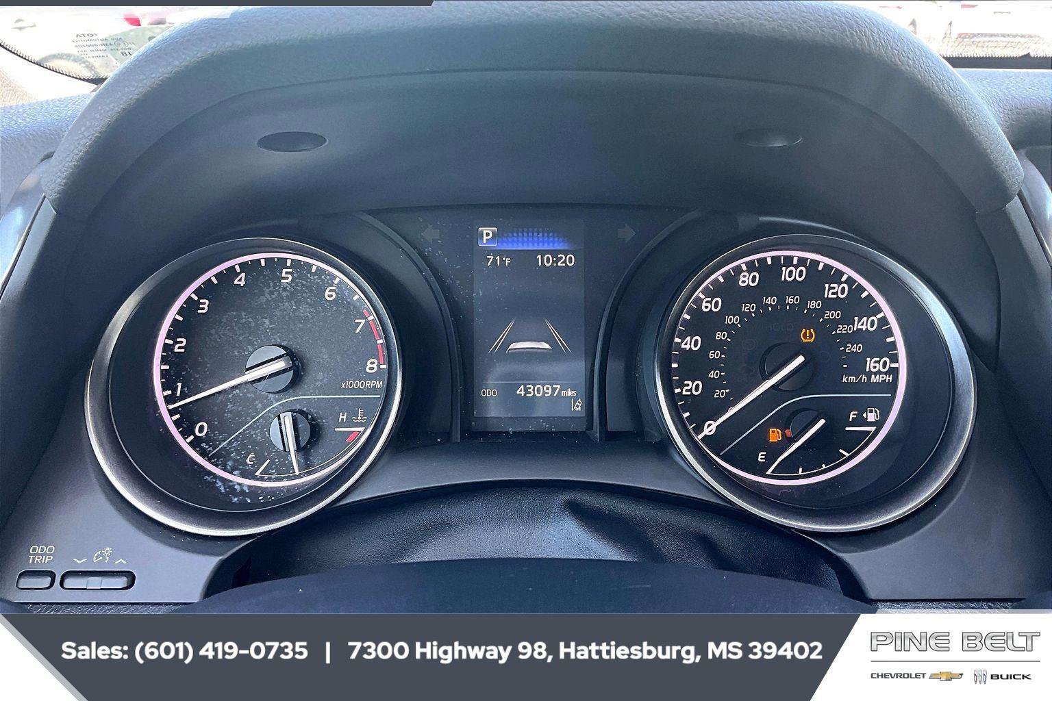 Used 2024 Toyota Camry SE image 14