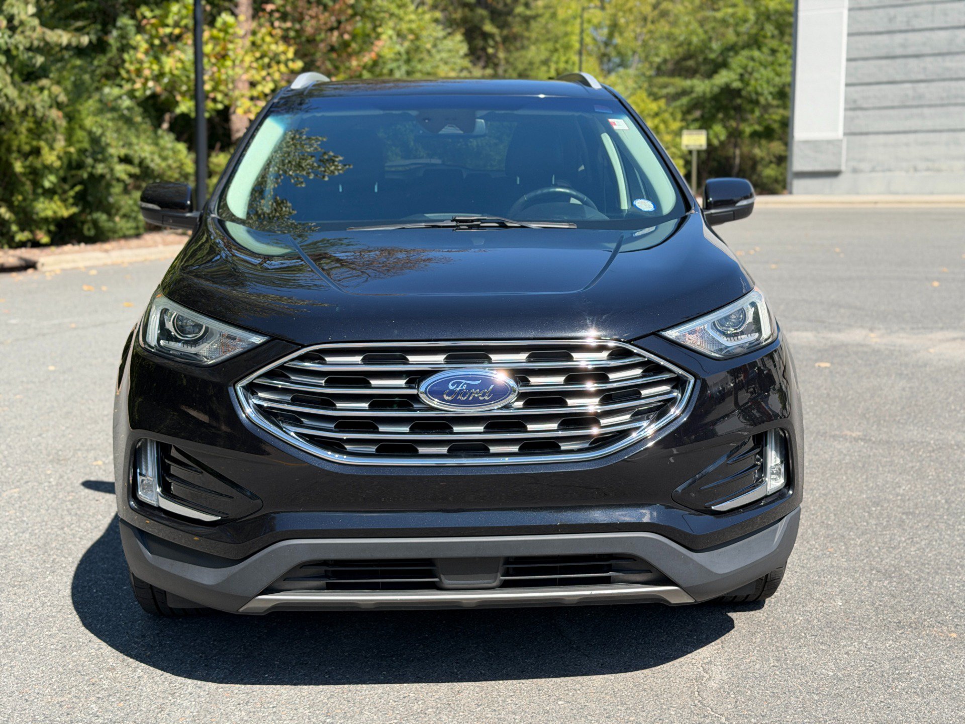 Used 2020 Ford Edge SEL w/ Convenience Package FWD image 2