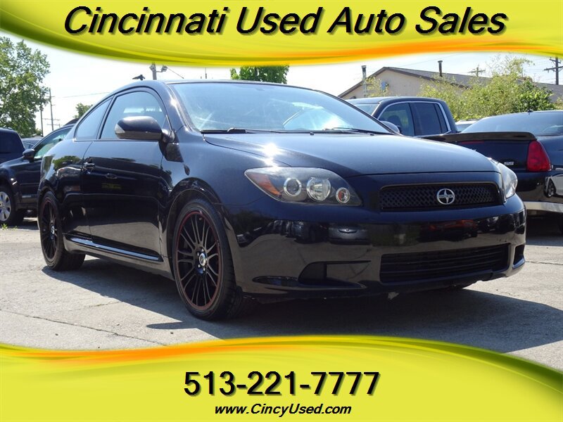 Used 2009 Scion tC FWD image 1