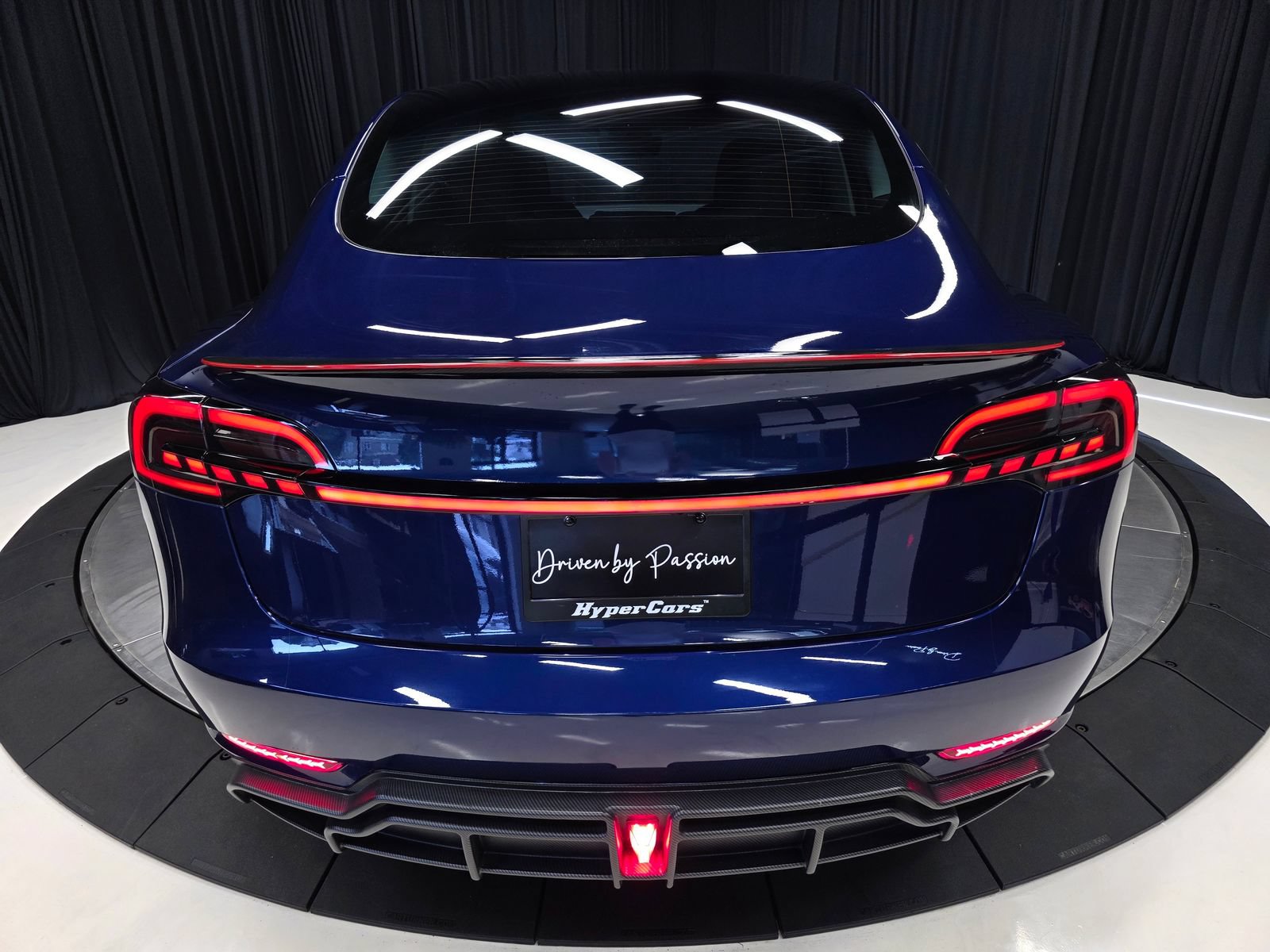 Used 2023 Tesla Model 3 Standard Range RWD image 5