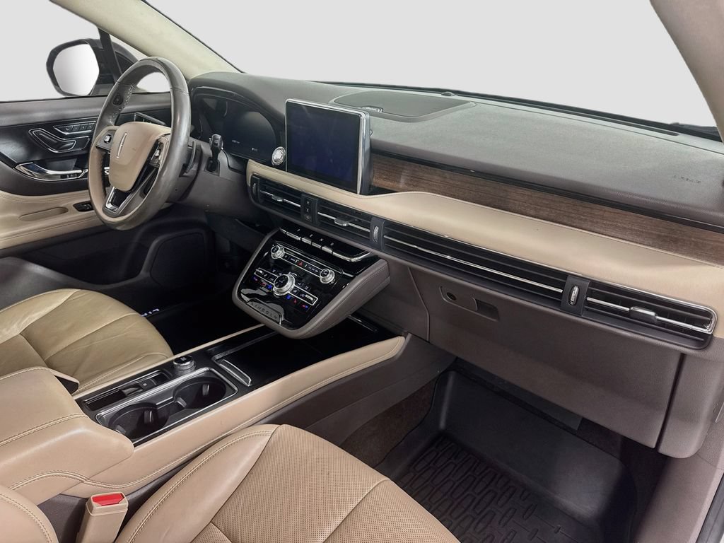 Used 2020 Lincoln Corsair Reserve w/ Equipment Group 201A FWD image 32