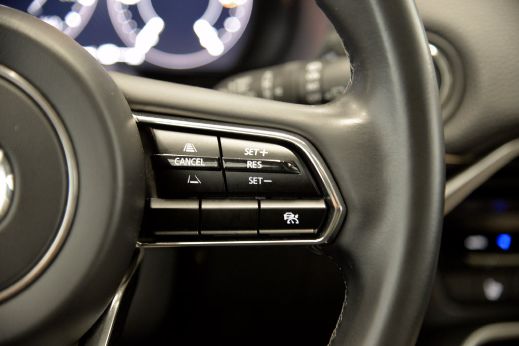 Certified 2024 MAZDA CX-90 Plug-In Hybrid w/ Premium Pkg AWD/4WD image 23