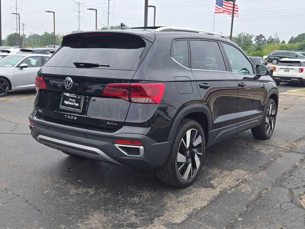 Used 2023 Volkswagen Taos SEL AWD/4WD image 14