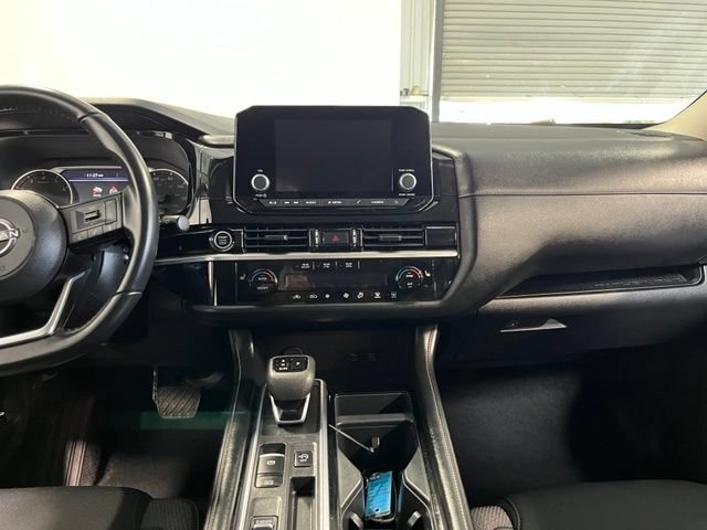 Used 2024 Nissan Pathfinder SV FWD image 19