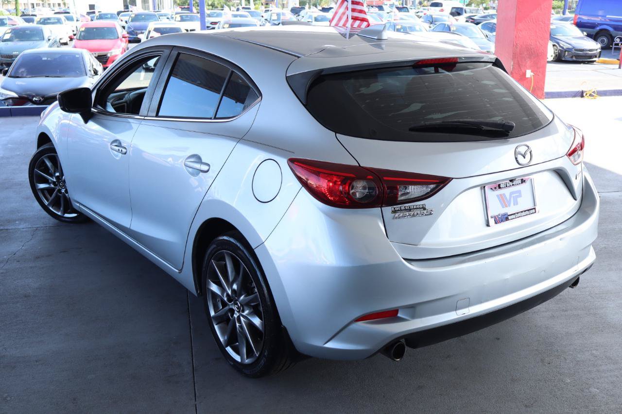Used 2018 MAZDA MAZDA3 Touring FWD image 7