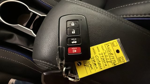 Used 2018 Toyota Corolla XSE FWD image 25