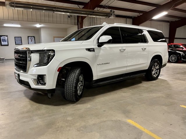 Used 2021 GMC Yukon XL SLE image 4
