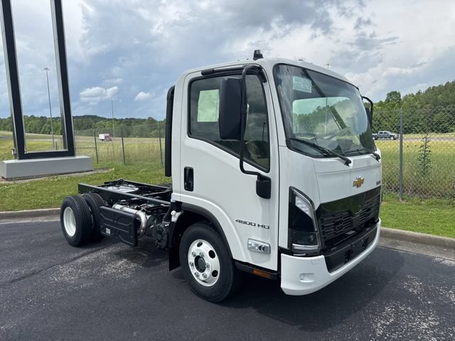 New 2025 Chevrolet Low Cab Forward 4500 XD RWD image 1