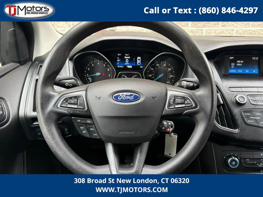 Used 2018 Ford Focus SE image 16