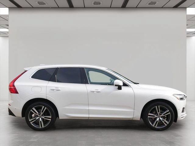 Used 2019 Volvo XC60 T5 Momentum w/ Multimedia Package AWD/4WD image 6