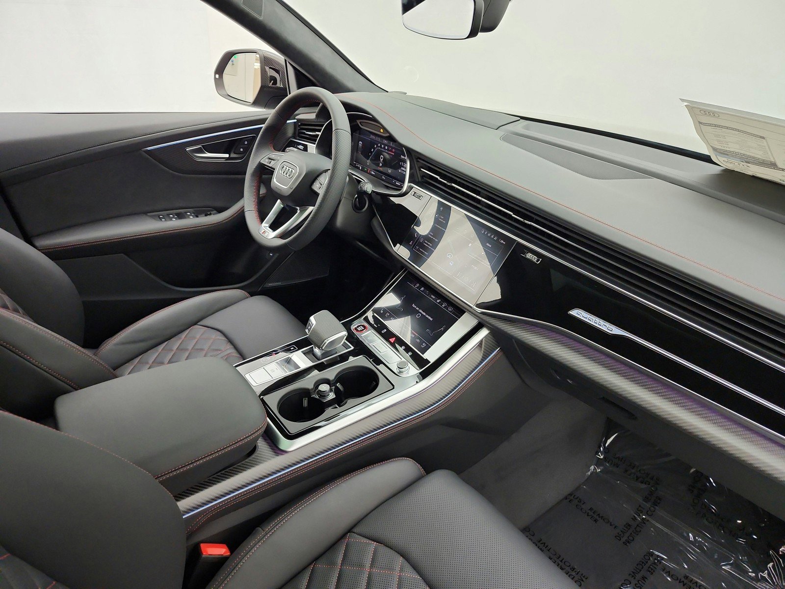 New 2026 Audi SQ8 Prestige image 14